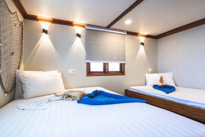 Nautilus-two-maldives (14) (Anpassat).jpg