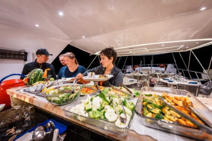 Galapagos-Liveaboard-Humboldt (10).jpg