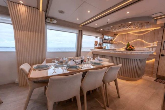 Galapagos-Liveaboard-Humboldt (13).jpg