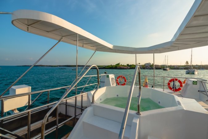 Galapagos-Liveaboard-Humboldt (24).jpg