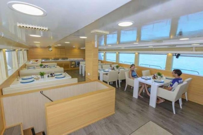 MY_Blue (3) (Liten).jpg